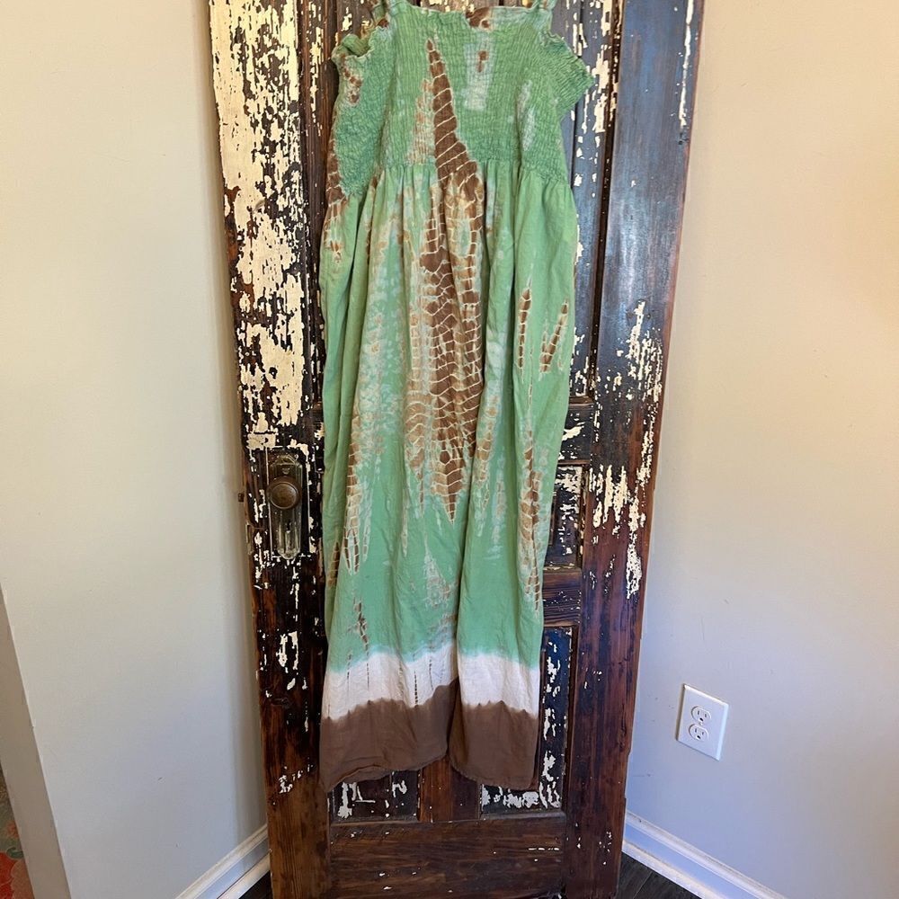 Women’s Girl Talk Tie die ribbed maxi sun dress. Size 1X.